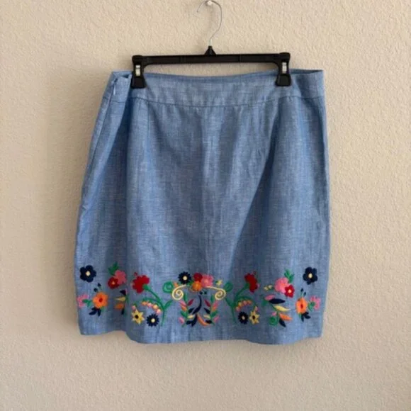 Talbots Chambray Linen/Cotton Embroidered Floral A Line Skirt Size 12 Boho Artsy - Picture 2 of 10